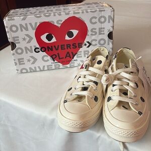 Converse CDG in off white poke dots low-top BRAND NEW SIZE 8WM/39 EU, runs big